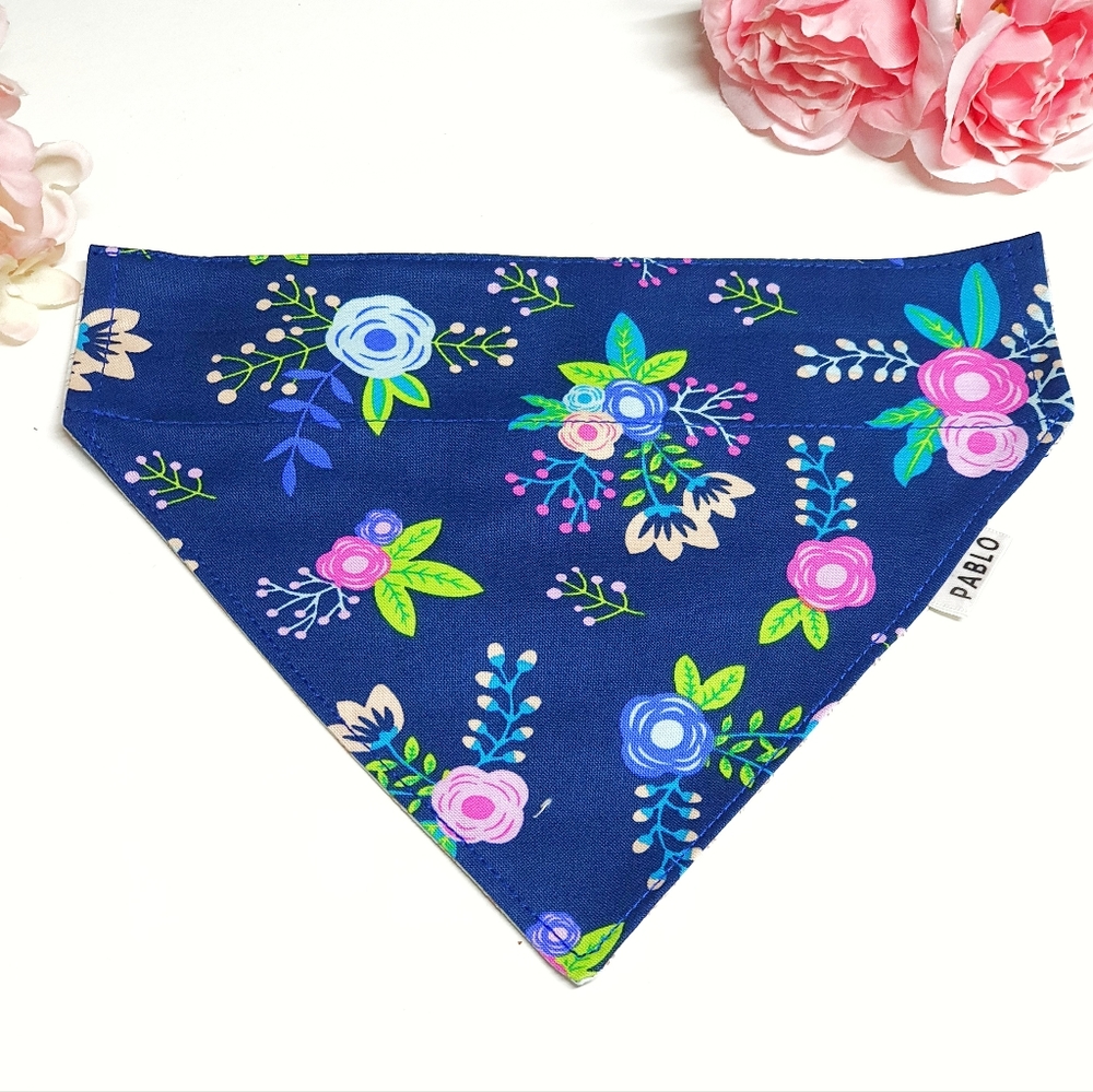 🐶 5 for $15 * Pablo Floral Cotton Over The Collar Dog Bandana
